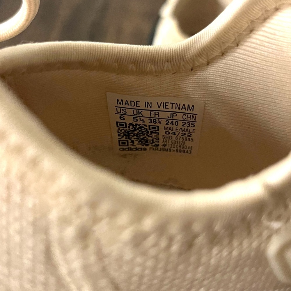 ADIDAS - NMD R1 Ecru Tint Beige Sneakers - US Men’s Size 6 / US Women’s Size 7.5 - Picture 6 of 7